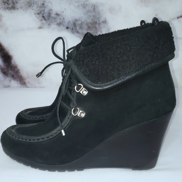 Tommy Hilfiger Zaria black suede wedge boot sz 7.5 - Picture 2 of 11